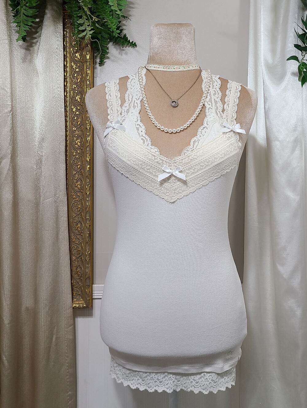 ♡ Y2K ♡ Vintage Abercrombie And Fitch White Lace Cami Satin Ribbon Bow Tank Top
